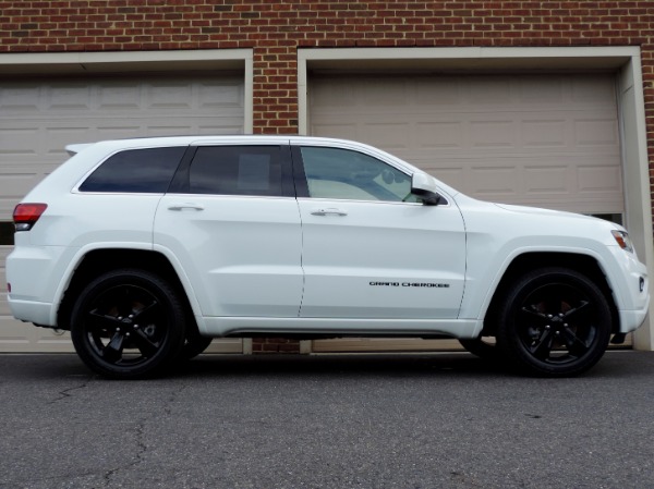 Used-2015-Jeep-Grand-Cherokee-Altitude