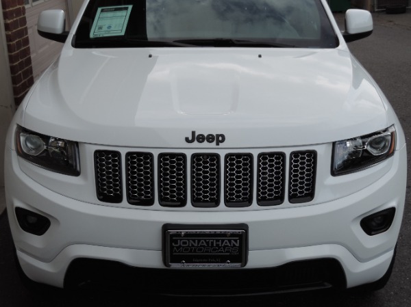 Used-2015-Jeep-Grand-Cherokee-Altitude