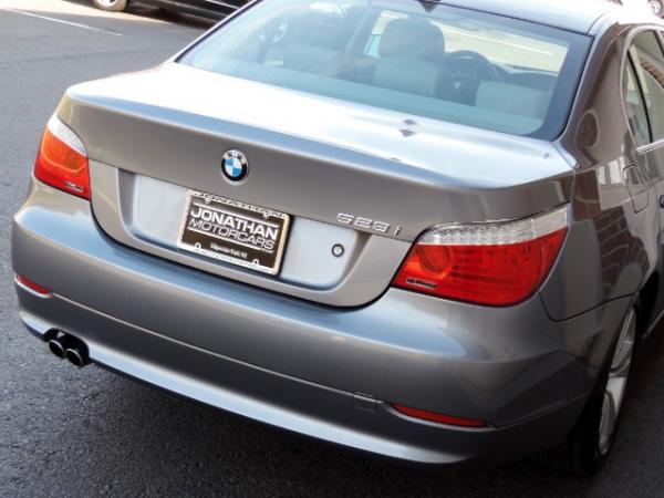 Used-2010-BMW-5-Series-528i---Heated-Leather---Sunroof---Serviced