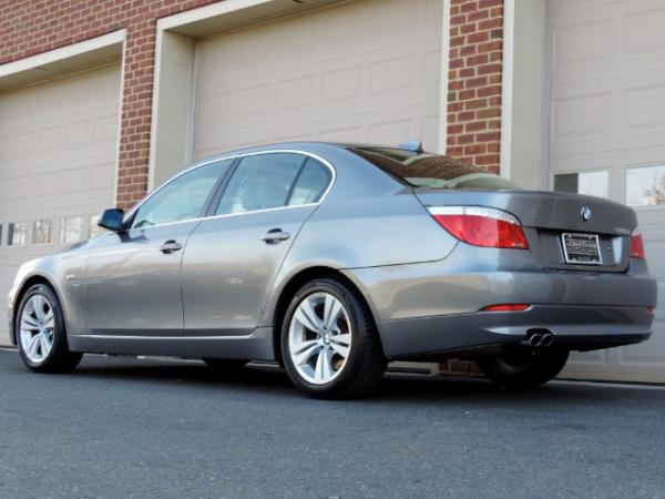 Used-2010-BMW-5-Series-528i---Heated-Leather---Sunroof---Serviced