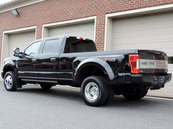 Used-2018-Ford-F-350-Super-Duty-Platinum