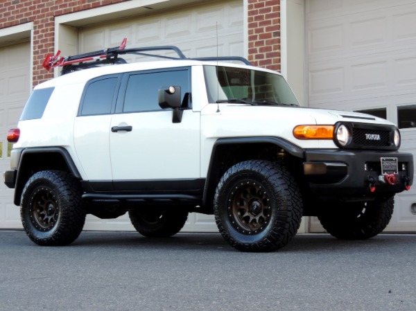 Used-2012-Toyota-FJ-Cruiser-4X4