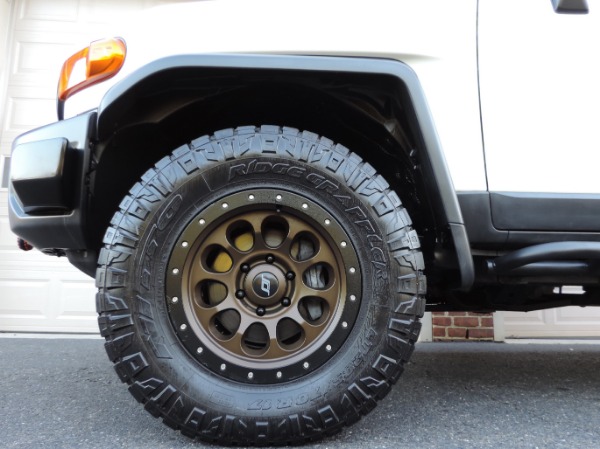 Used-2012-Toyota-FJ-Cruiser-4X4