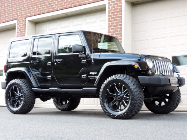 Used-2018-Jeep-Wrangler-Unlimited-Sahara