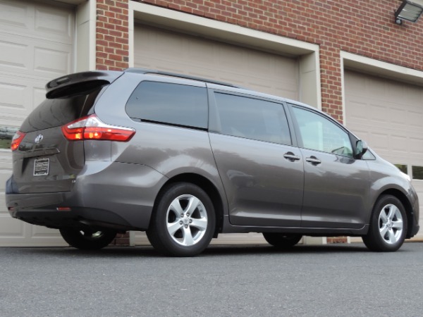 Used-2015-Toyota-Sienna-LE