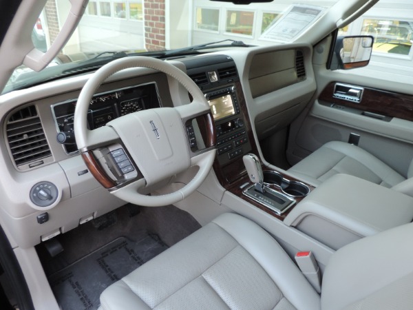 Used-2013-Lincoln-Navigator-Premium