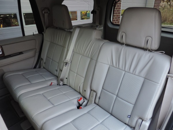 Used-2013-Lincoln-Navigator-Premium