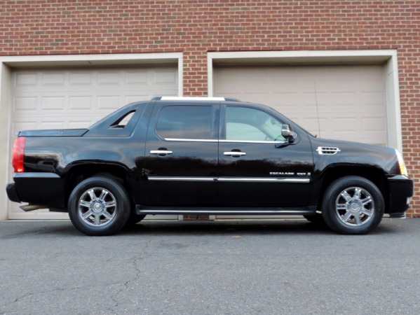 Used-2007-Cadillac-Escalade-EXT-AWD