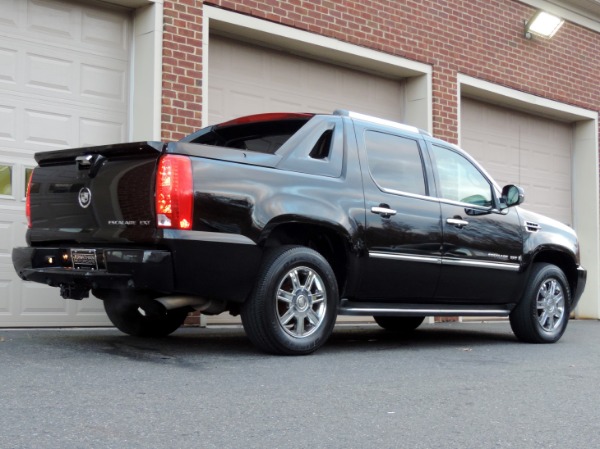 Used-2007-Cadillac-Escalade-EXT-AWD