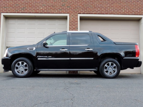 Used-2007-Cadillac-Escalade-EXT-AWD