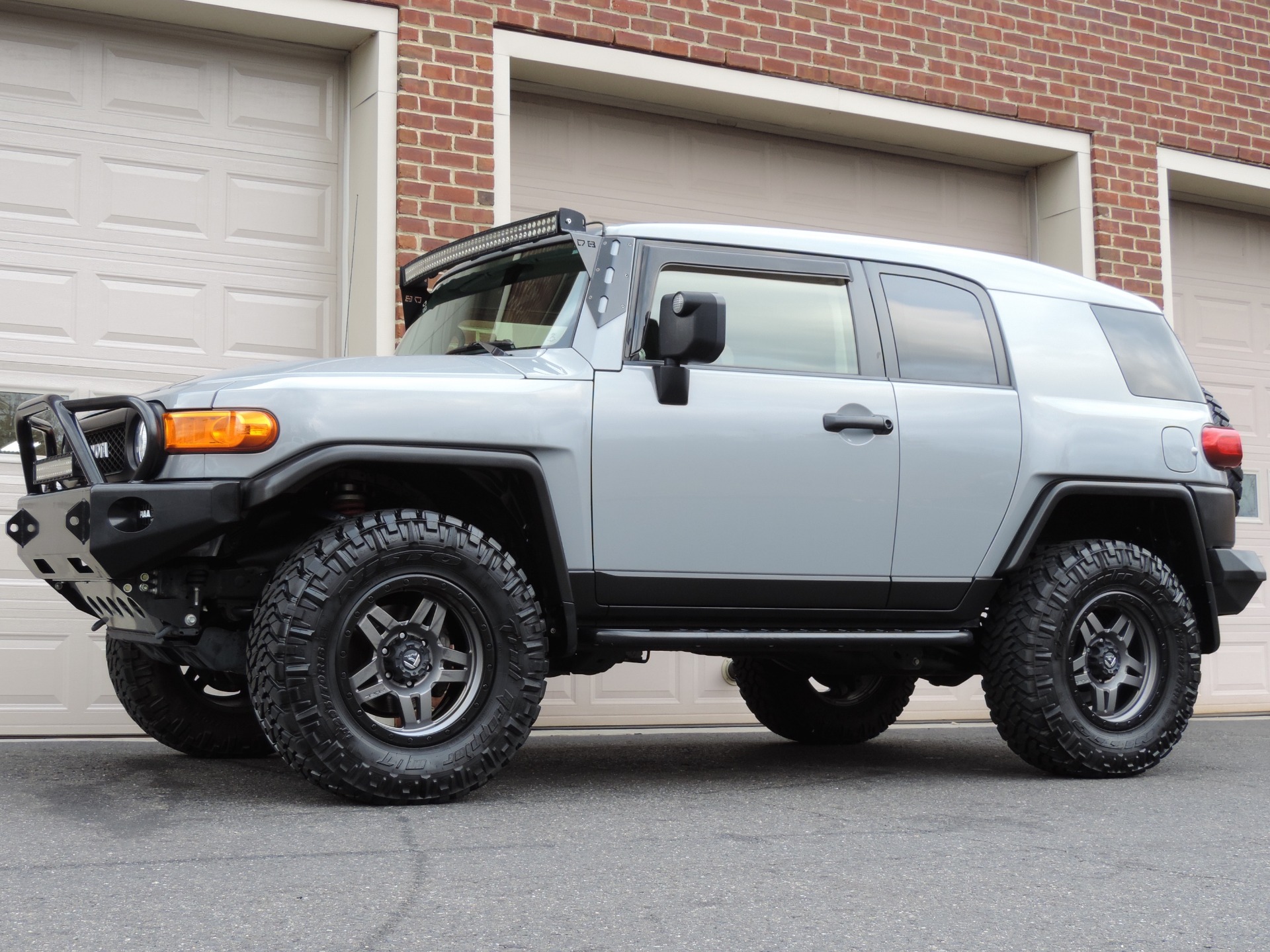 Toyota FJ Cruiser 2013