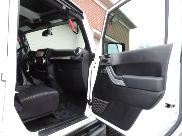 Used-2013-Jeep-Wrangler-Unlimited-Rubicon