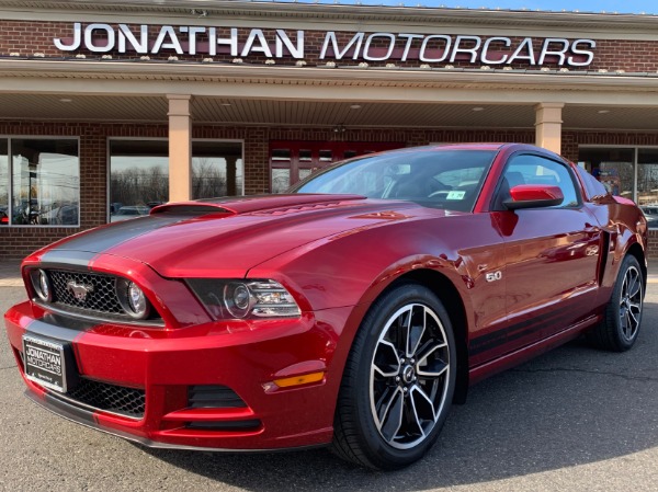 Used-2014-Ford-Mustang-GT-Premium