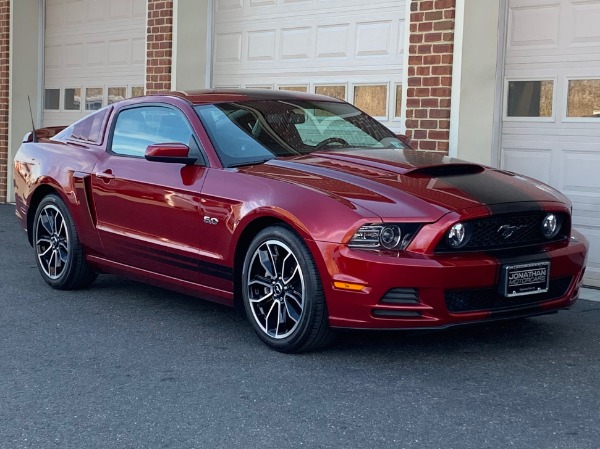 Used-2014-Ford-Mustang-GT-Premium