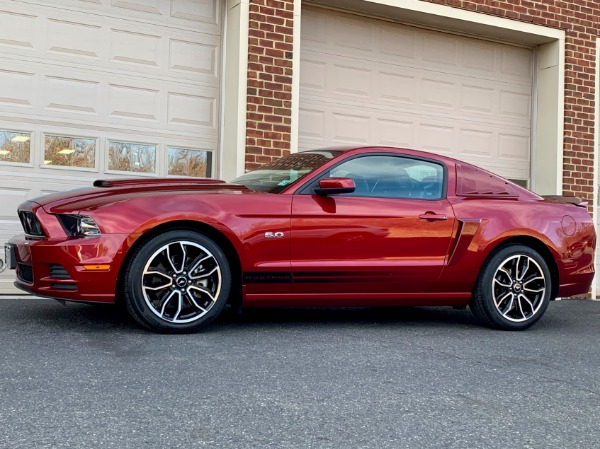 Used-2014-Ford-Mustang-GT-Premium