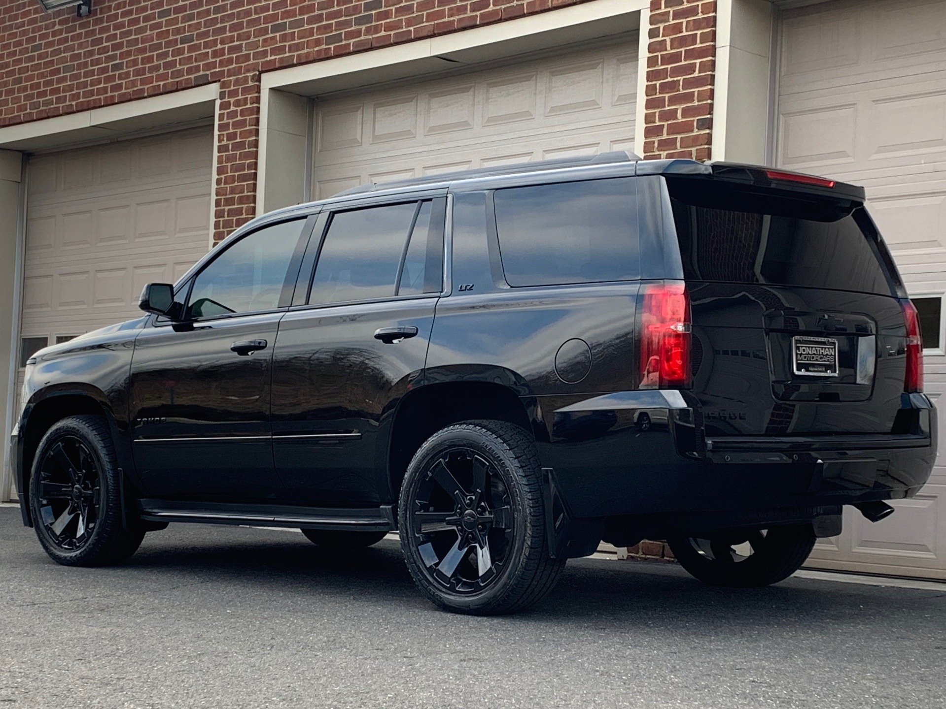 Chevrolet Tahoe антихром