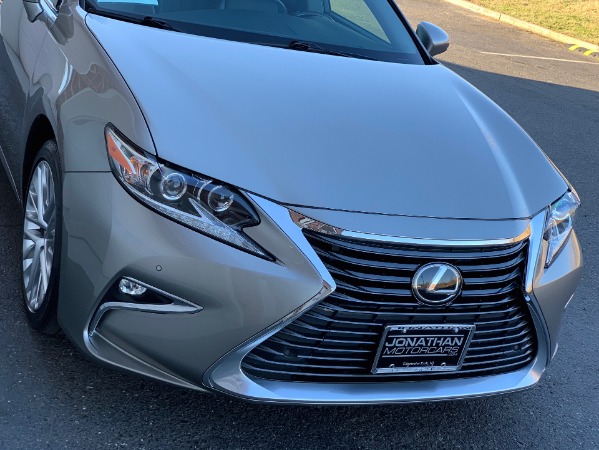 Used-2016-Lexus-ES-350-Luxury-Package