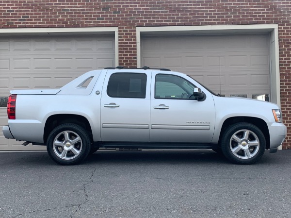 Used-2013-Chevrolet-Avalanche-LT-Black-Diamond