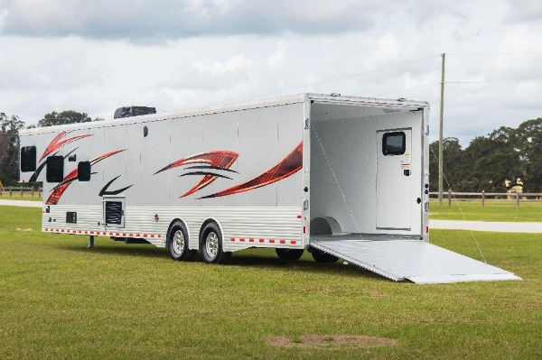 New-2019-Sundowner-2286GM-425-Toy-Hauler