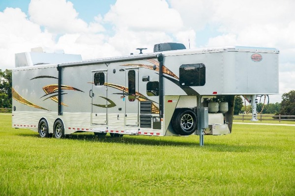 New-2019-Sundowner-1786GM-42-Toy-Hauler