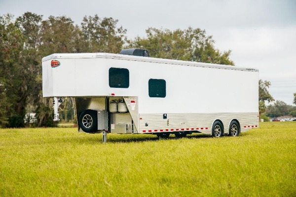 New-2019-Sundowner-1786GM-34-Toy-Hauler