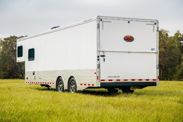 New-2019-Sundowner-1786GM-34-Toy-Hauler