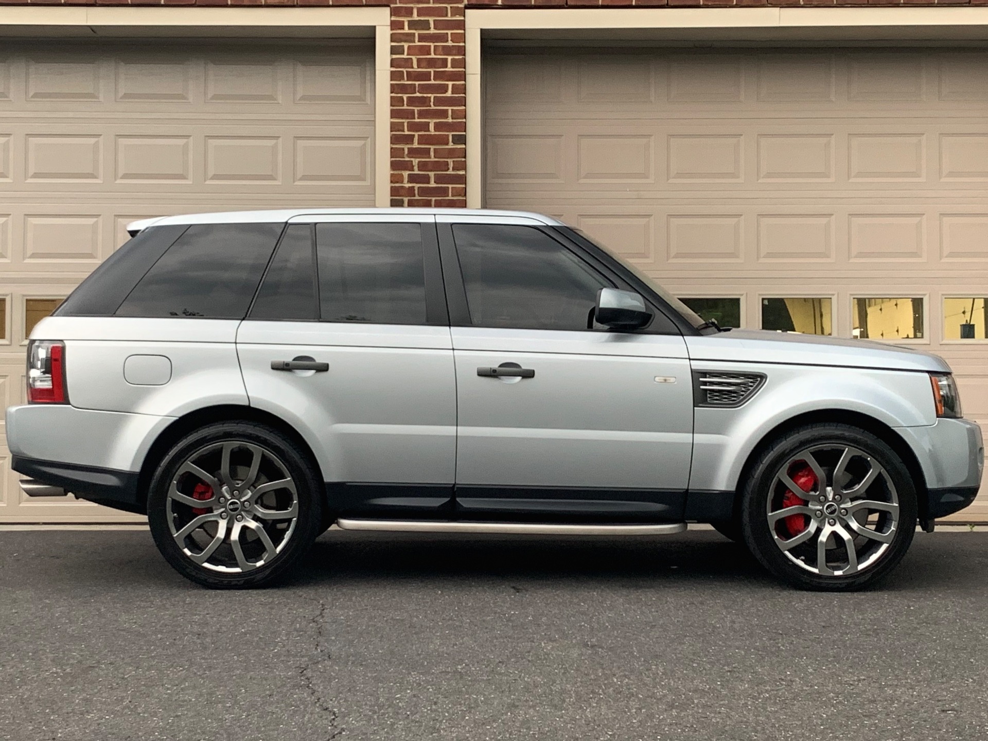 Land rover sport supercharged