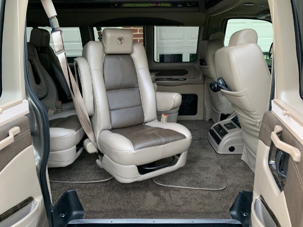 Used-2015-Chevrolet-Express-Explorer-2500-Limited-Se-High-Top-Conversion