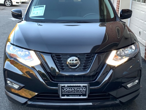 Used-2018-Nissan-Rogue-SV-Midnight-Edition