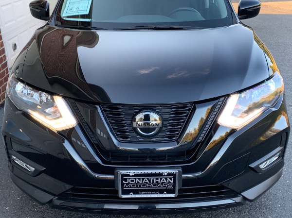 Used-2018-Nissan-Rogue-SV-Midnight-Edition