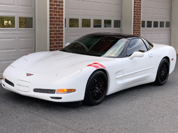 Used-2002-Chevrolet-Corvette-Coupe