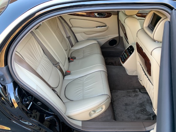 Used-2007-Jaguar-XJ-Series-Super-V8