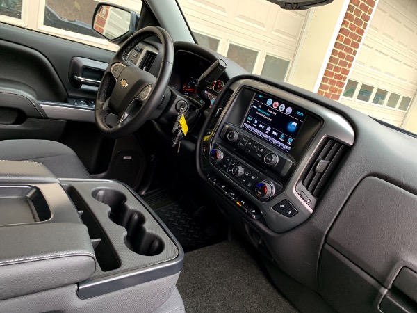 Used-2017-Chevrolet-Silverado-1500-2LT-Z71